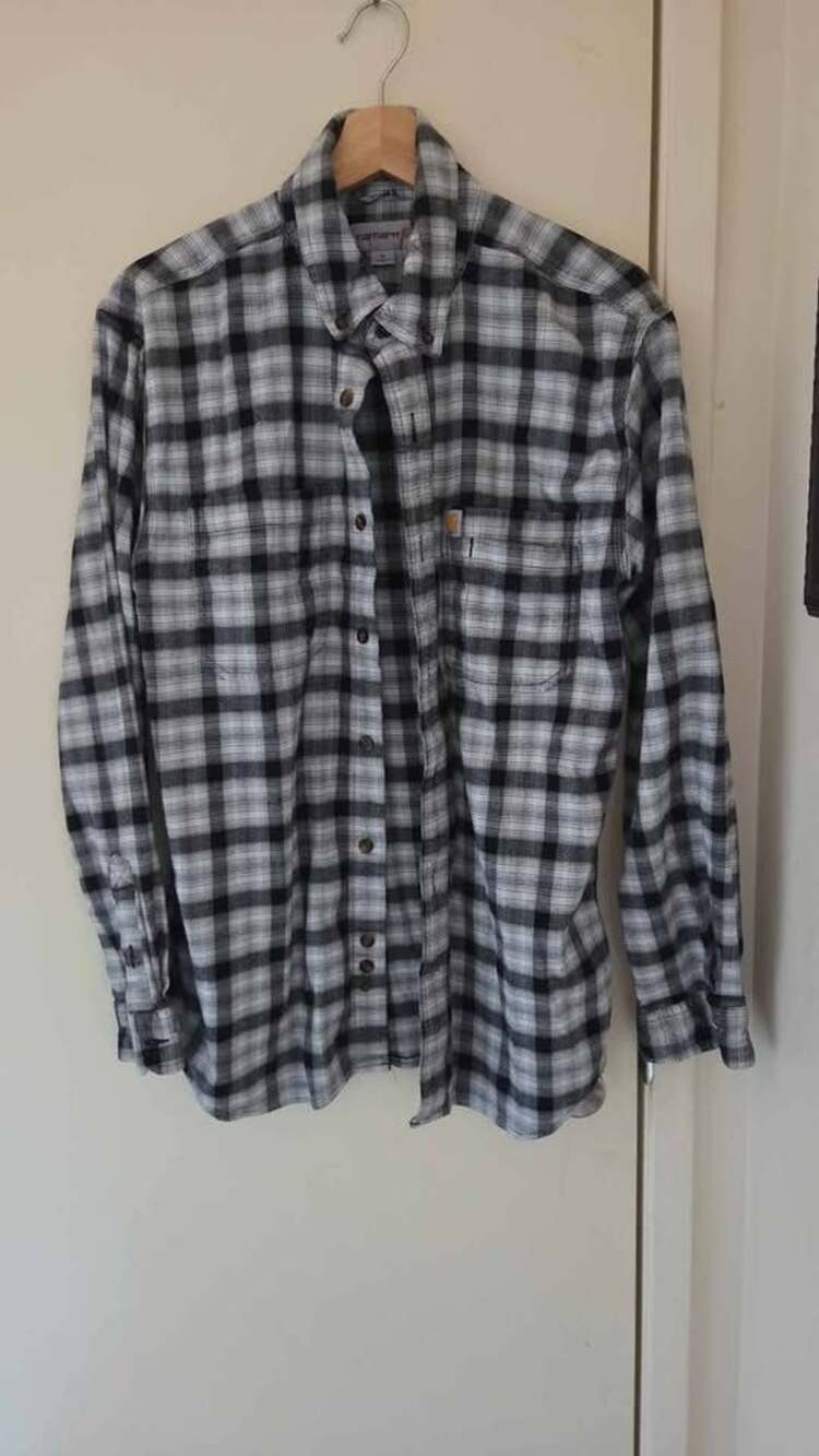 Carhartt Relaxed Fit Flannel Shirt - Size Medium, comfortable flannel shirt, sof